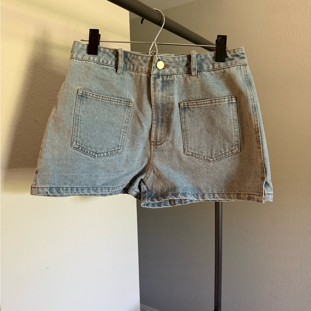 Layken Patch Pocket Denim Shorts - M